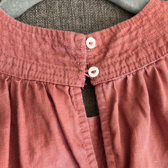 C&C California Linen Halter. Dress Medium - Picture 3 of 5